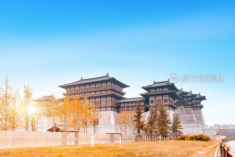 应天门是隋唐时期洛阳市的南门。它建于605年。