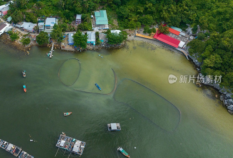 鸟瞰越南西南海岸的渔民渔村，江省Nghe岛