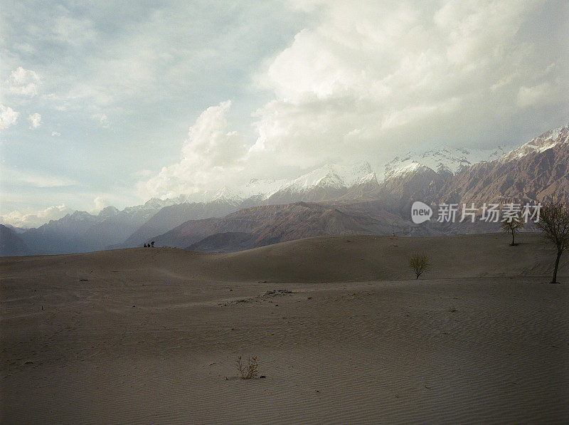 风景如画的Katpana沙漠在巴基斯坦北部