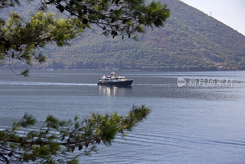 科托尔湾,黑山