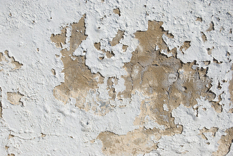 灰泥剥落的脏墙