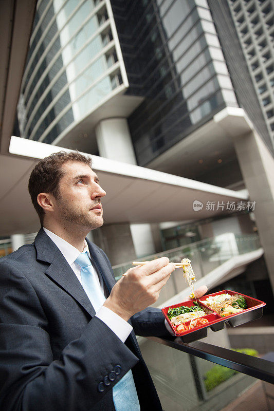 商人在香港享用午餐