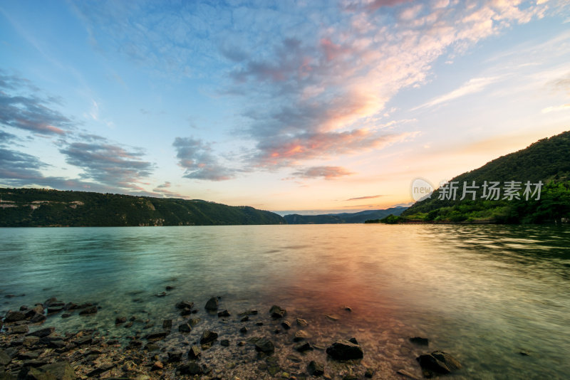 湖的风景