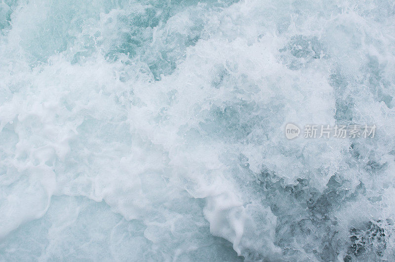 蓝色的深海泡沫水背景