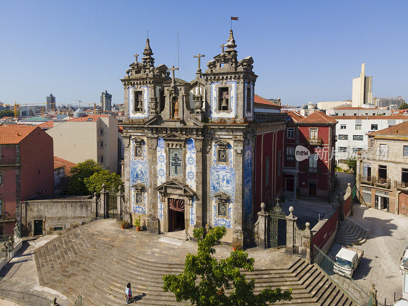 葡萄牙港口的圣伊尔德方索教堂