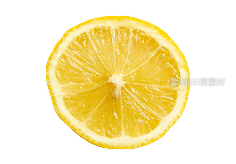 新鲜多汁的天然有机柠檬水果切成两半，圆形分割有机天然黄色柠檬一半前桌面视图，物体隔离在白色背景上，切出，没有人，圆形特写