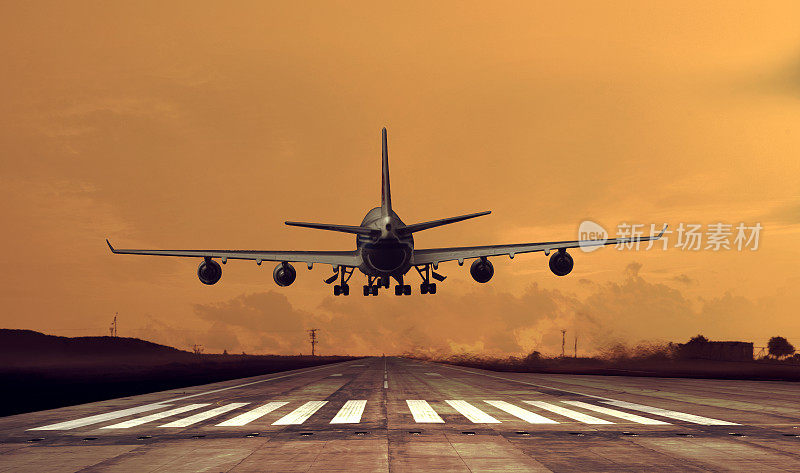 客机在黄昏降落