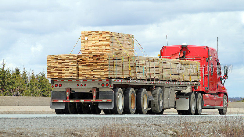 卡车木材