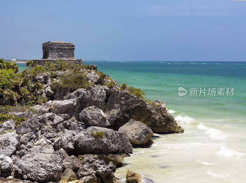 墨西哥图卢姆加勒比海滩的古玛雅遗址