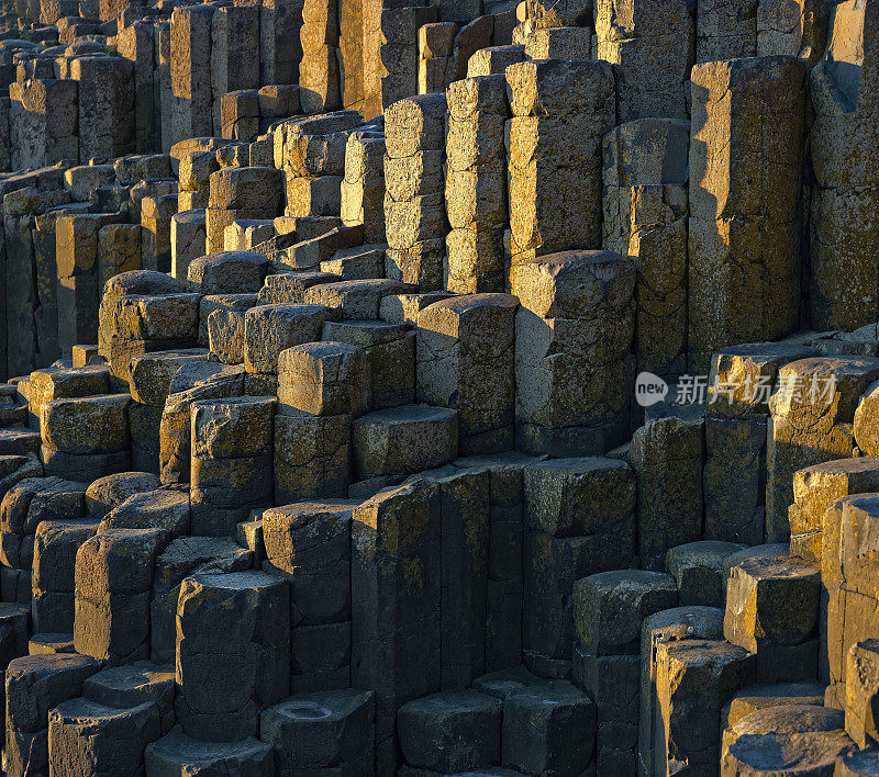 北爱尔兰巨人堤道上的玄武岩柱