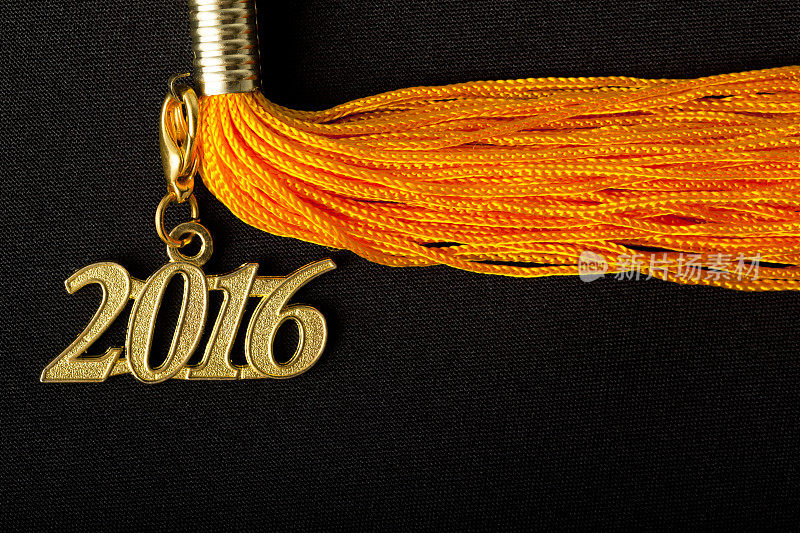 黄色流苏，黑色毕业帽，2016年吊坠