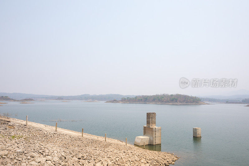 湖和水库湄康