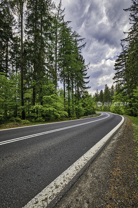 全景山路(HDRi)