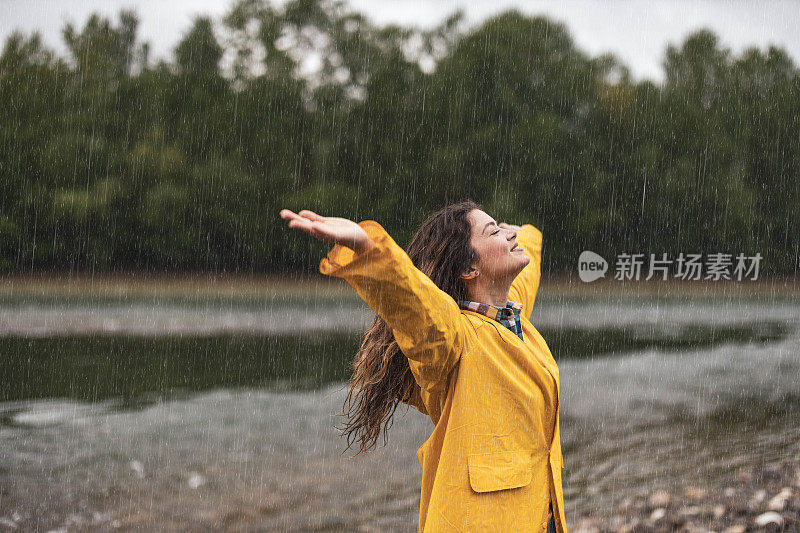 我喜欢在雨天!