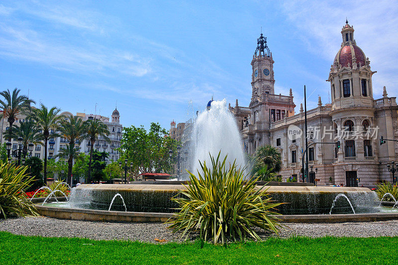 巴伦西亚市政厅广场