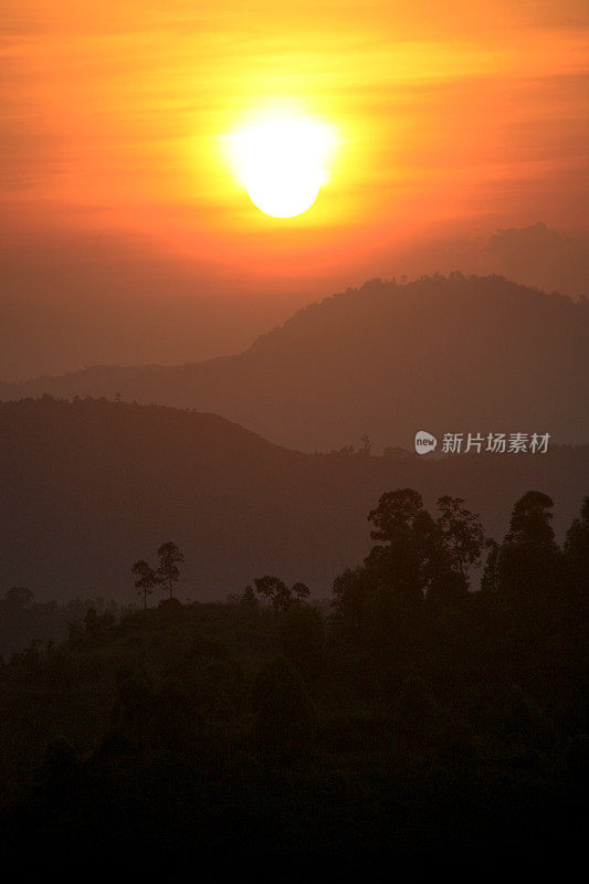 亚齐，seulawah山之间的日出景象