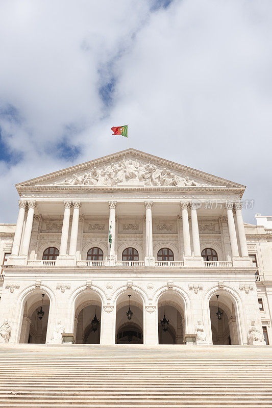 圣本托宫是位于里斯本的葡萄牙议会大楼