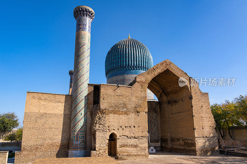 乌兹别克斯坦撒马尔罕的帖木儿陵墓西拱门