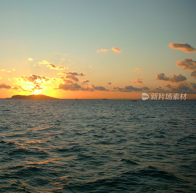 阿达勒王子群岛的海景