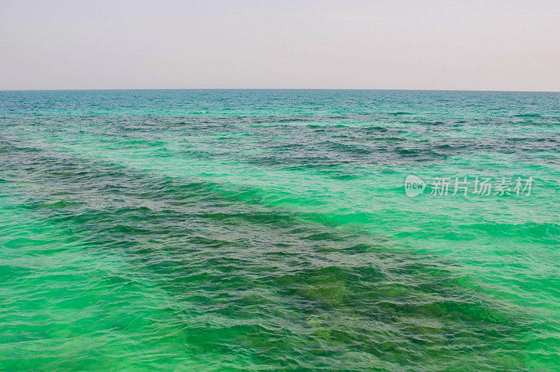 伊朗波斯湾基什岛美丽的海滩风景