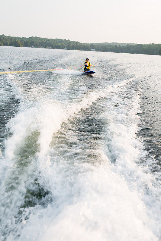 Kneeboarding