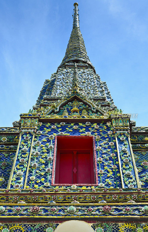 泰国曼谷佛寺宝塔。