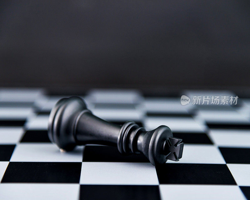 国际象棋王下降