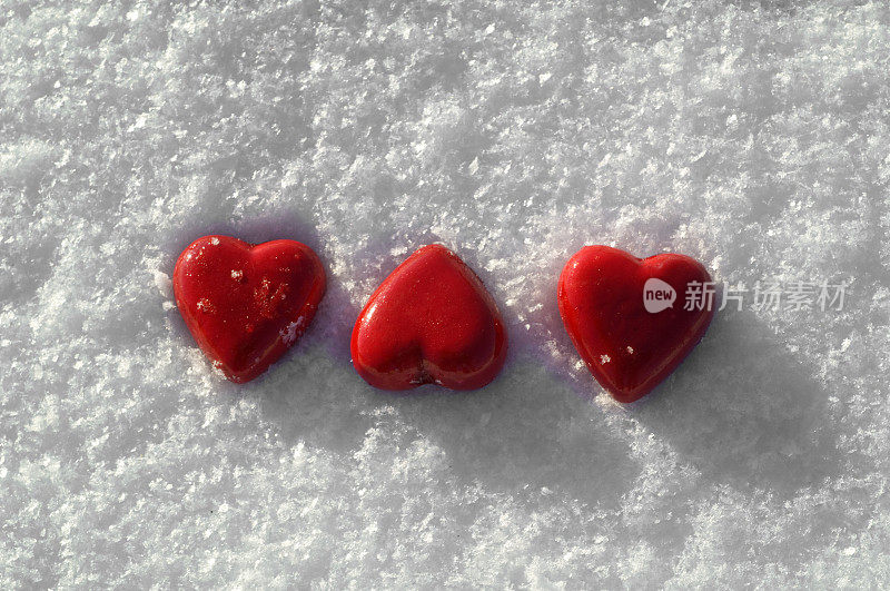 雪和红心