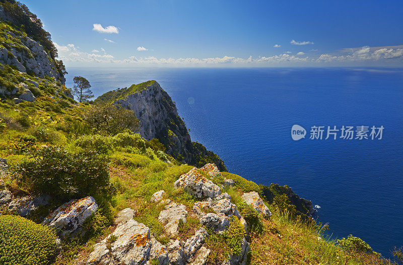 阳光明媚的风景，卡普里岛。