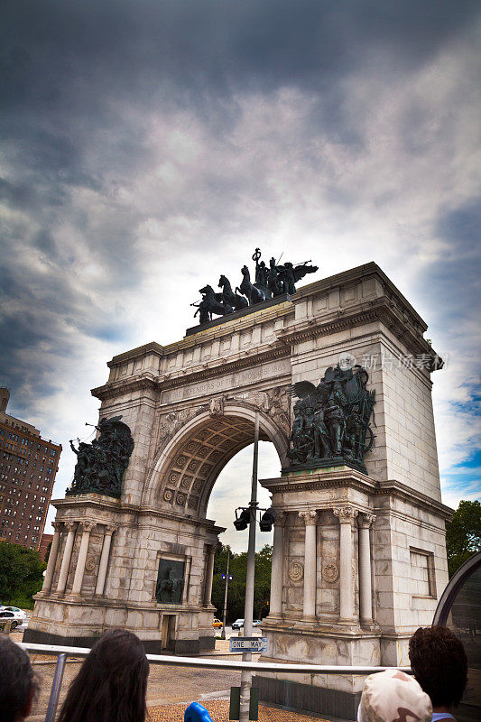 布鲁克林地标:士兵和水手纪念碑拱门