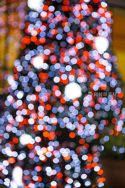 散焦圣诞树灯装饰