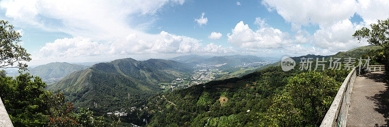 山顶，香港乡村美景尽收眼底