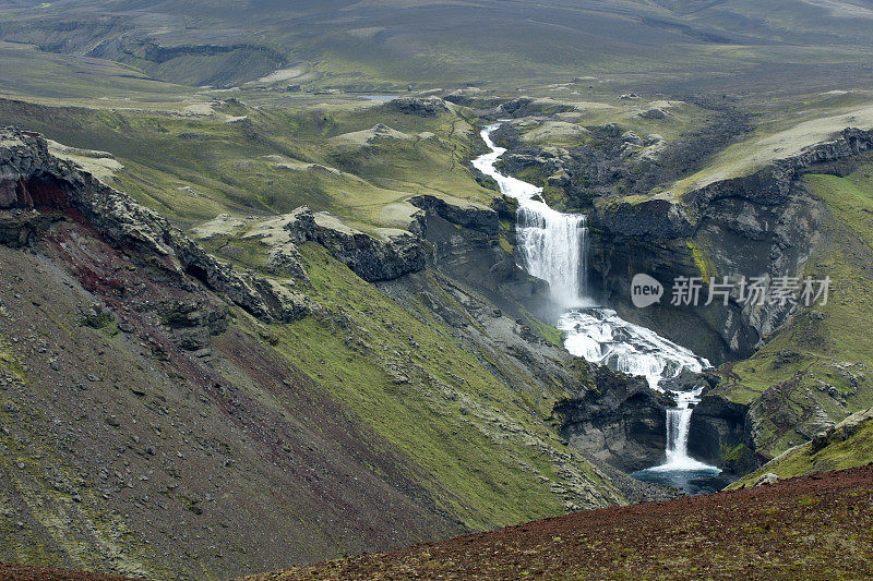 冰岛埃尔杰加的瀑布。