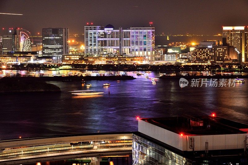 东京湾地区夜晚的城市景观