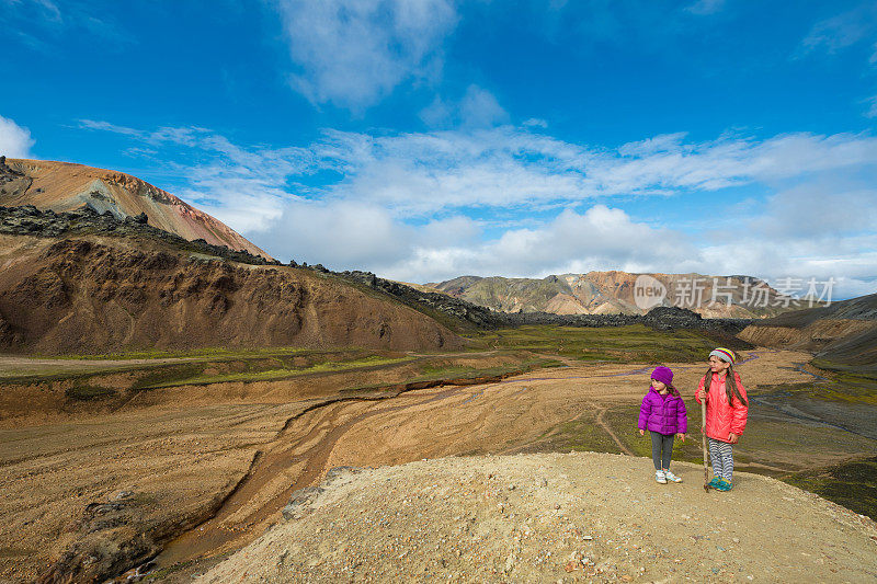 和孩子一起去冰岛旅行