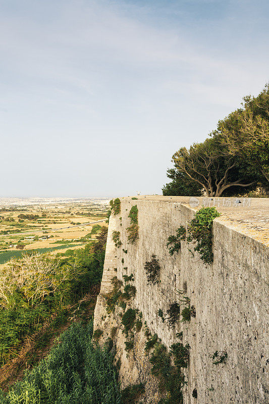 马耳他姆迪纳古城的中世纪城墙