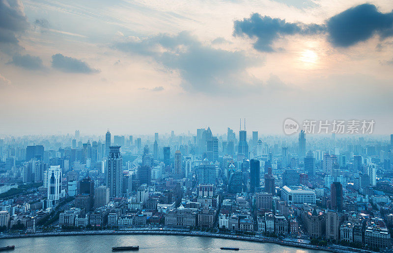 雾中的上海，中国