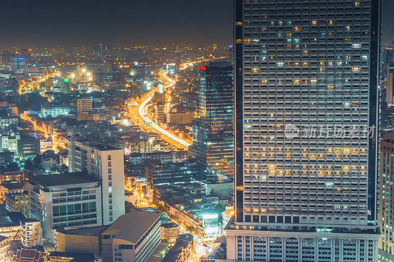 全景城市景观商业区(silom，沙顿，曼谷，曼谷，泰国黄昏