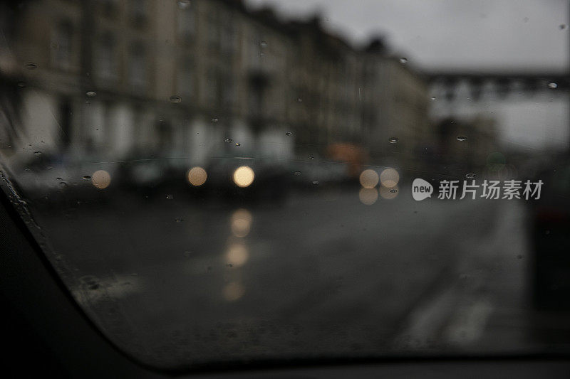 雨天和城市生活