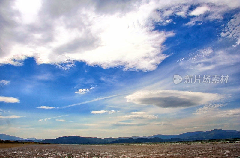 爱尔兰的风景有大海和广阔的天空