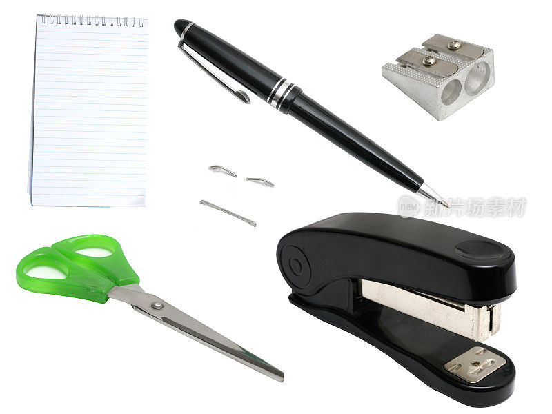办公用品隔离白色，钢笔，订书机，剪刀