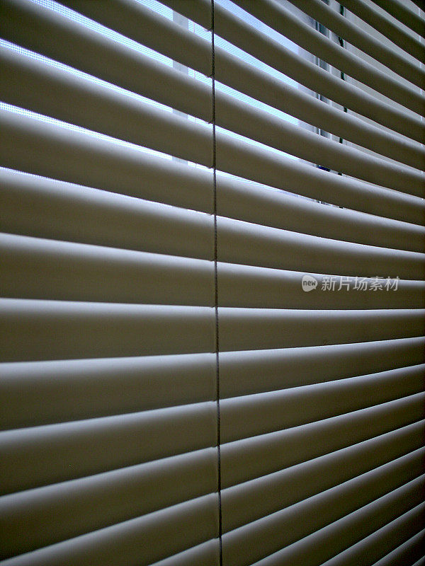 白色Miniblinds