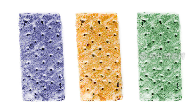自制饼干，孤立在白色背景上，三种颜色三联画