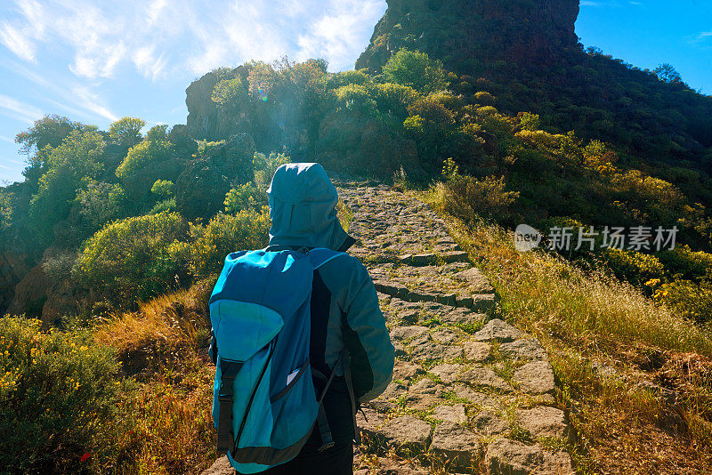 春日徒步旅行