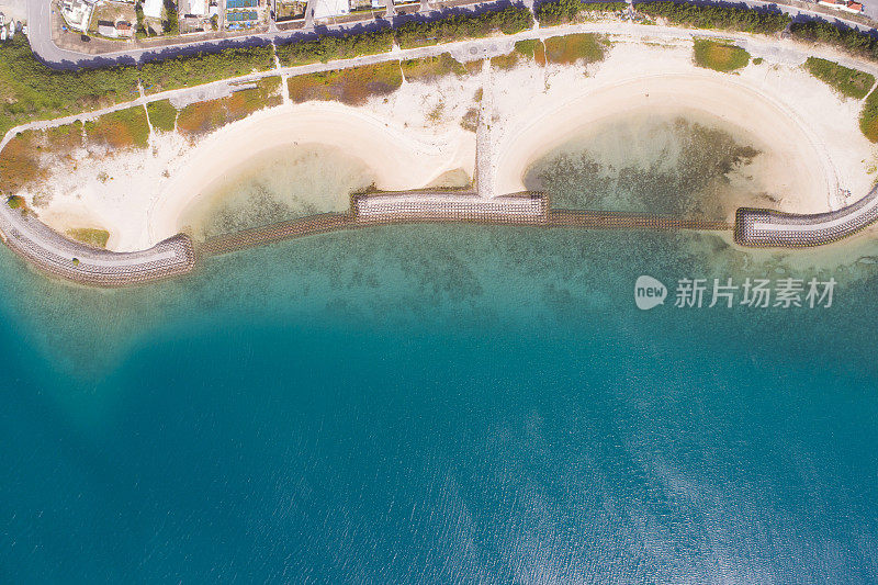 大海和岛屿。