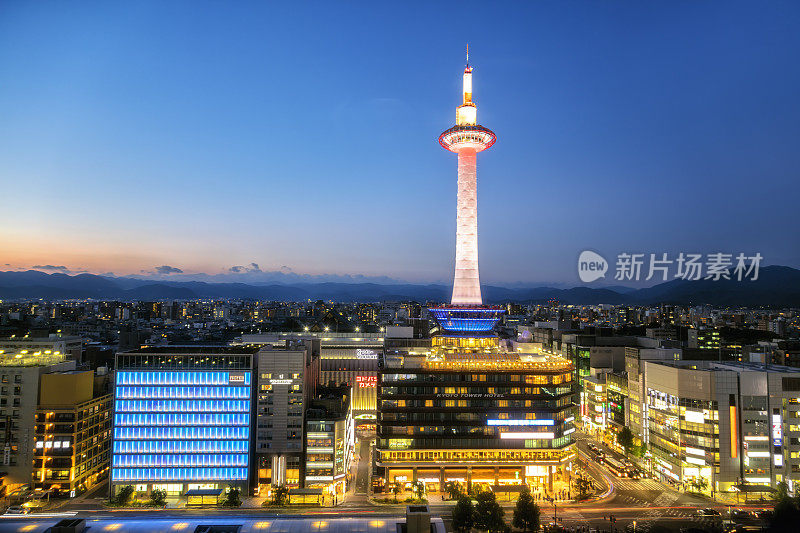 黄昏的京都塔，日本