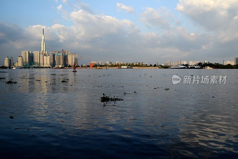 西贡河和地标81摩天大楼，胡志明市，越南