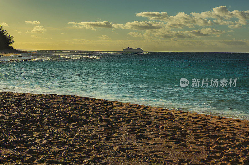 隧道海滩,考艾岛