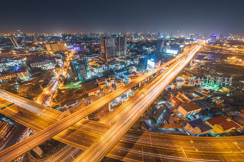 全景城市景观商业区(silom，沙顿，曼谷，曼谷，泰国黄昏