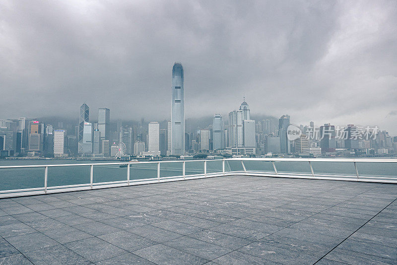 香港维多利亚港能见度低